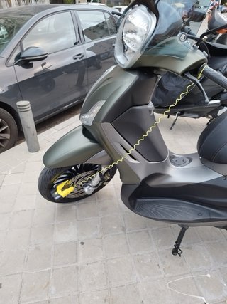Piaggio Beverly 300 Verde Scooter Automática