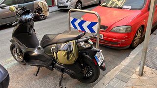 Piaggio Beverly 300 Verde Scooter Automática