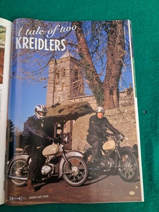 The Classic MotorCycle febrero 2000