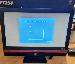Ordenador PC MSI All-in-One i7 8GB SSD+HDD