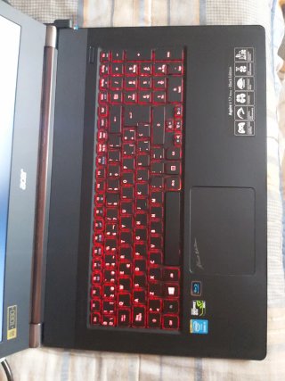 NUEVO! Portatil Acer Aspire V17 Nitro Black