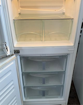 FRIGORÍFICO COMBI NO FROST MARCA LIEBHERR A+++