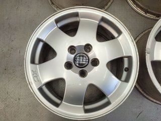 Llantas 16” Volvo XC70 Tellus Originales