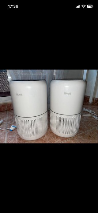 Purificador de aire Levoit blanco/beige