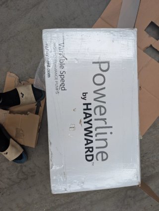 Bomba de piscina negra