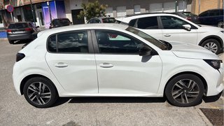 Peugeot 208 2023