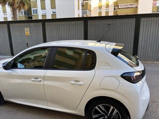 Peugeot 208 2023