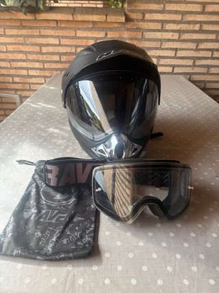Casco HJC Enduro Negro con Pantalla y Gafas RAVEN