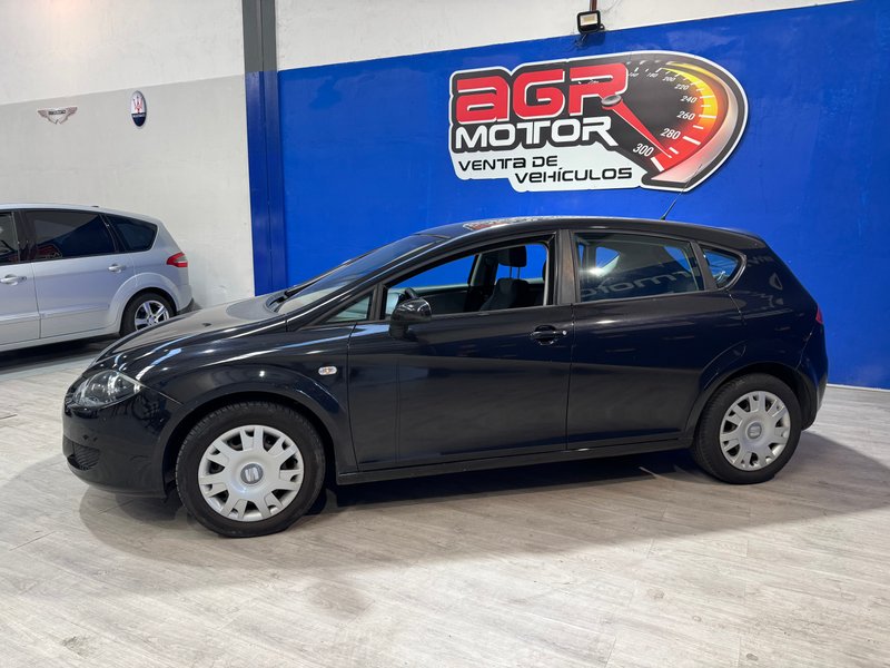 SEAT Leon 1.6 i - foto 1