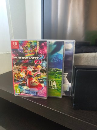 Nintendo Switch + 3 Juegos