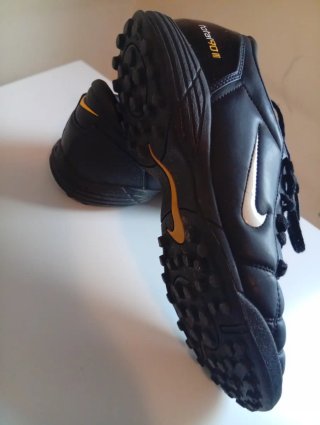 Zapatillas Nike Air 90 Talla 37.5 Negras/Plata