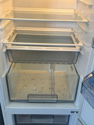 FRIGORÍFICO COMBI NO FROST MARCA AEG