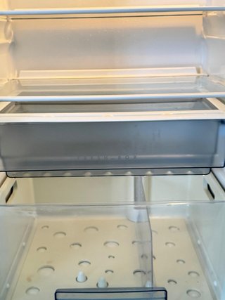 FRIGORÍFICO COMBI NO FROST MARCA AEG
