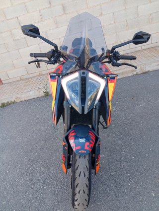 KTM 1290 SUPER DUKE R