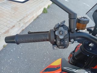 KTM 1290 SUPER DUKE R