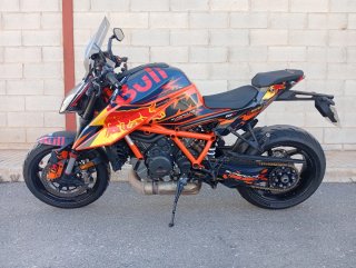 KTM 1290 SUPER DUKE R