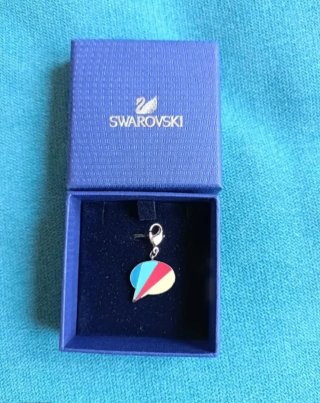 Colgante "Swarovski".Sin usar