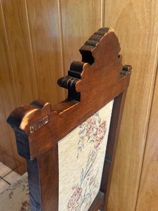 Silla Antigua Madera Tallada Estilo Clásico