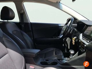 Kia Niro 1.6 GDi HEV 104kW (141CV) Drive