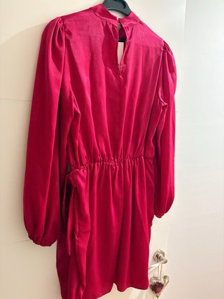 Vestido Zara satinado rosa/rojo