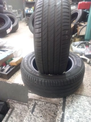 Neumáticos 215/55 R16 93V Michelin