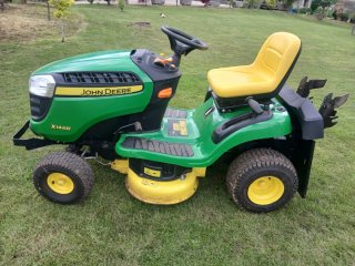 Tractor John Deere X146R - 22 horas