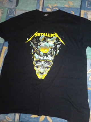 Camiseta deportiva, Bulls, Metállica, el Che,....