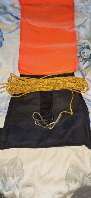 Boya de buceo Beuchat naranja
