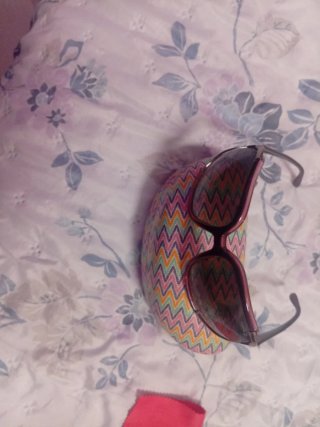 Gafas de sol con estuche rigido