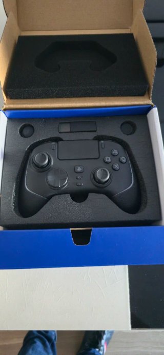 Mando Razer Wolverine V2 Pro PS5/PC