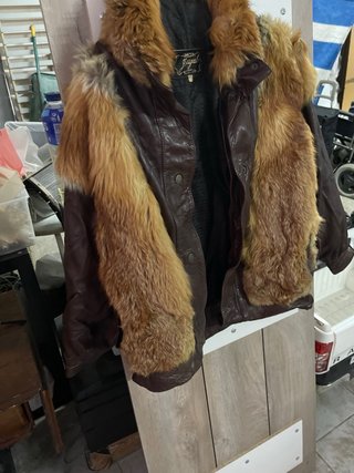 Chaqueta de cuero con pelo