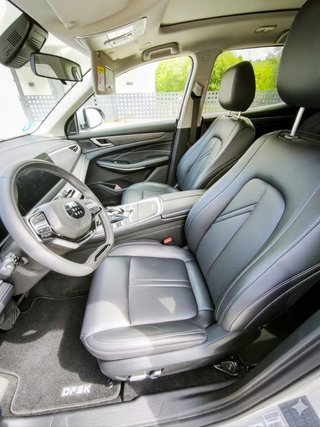 DFSK E5 SUV Híbrido Enchufable Etiqueta Zero