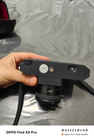 Macchina fotografica Ricoh vintage nera