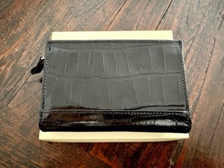 Importada y Exclusiva  Cartera-Billetera de Piel