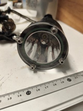 Linterna de buceo Tritón Harpoon 1000 lúmen