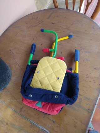 Silla de bebé para mesa