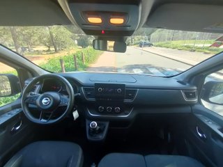 Nissan NV300