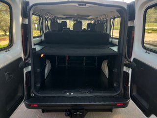 Nissan NV300