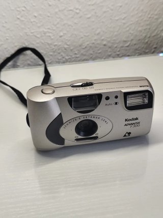 Kodak Advantix F300 Cámara Plateada