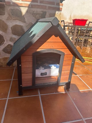 Caseta para perro de madera medidas 72 x 76 x76