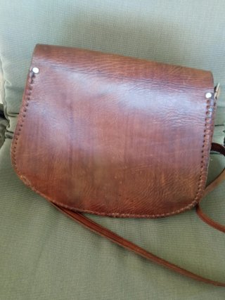 Bolso de piel artesanal