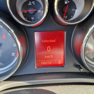 Opel Insignia 2011
