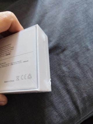 Apple AirPods 4 Blancos