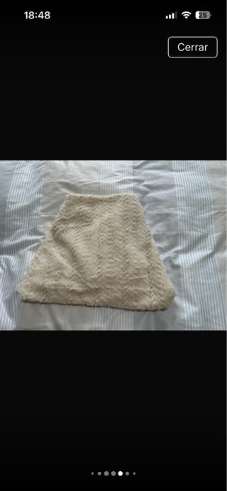 Bufanda braga cuello beige con pelo corto