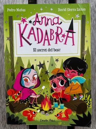 Libros Ana kadabra (varios titulos) 6€ cada uno.