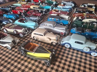 Colección 43 coches clásicos miniatura