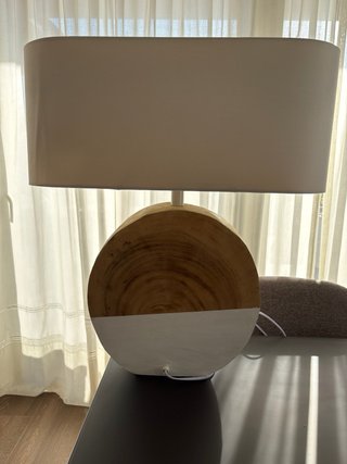 Lámpara Hannun madera maciza