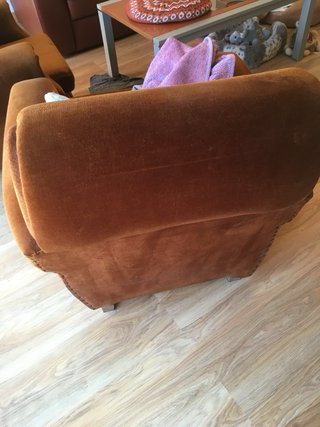 Pareja de sillones marrones precio a convenir