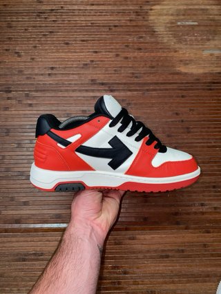 Off-White OOO Out Of Office ‘Chicago’ Red-Black