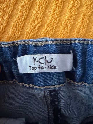 Pantalones vaqueros niña